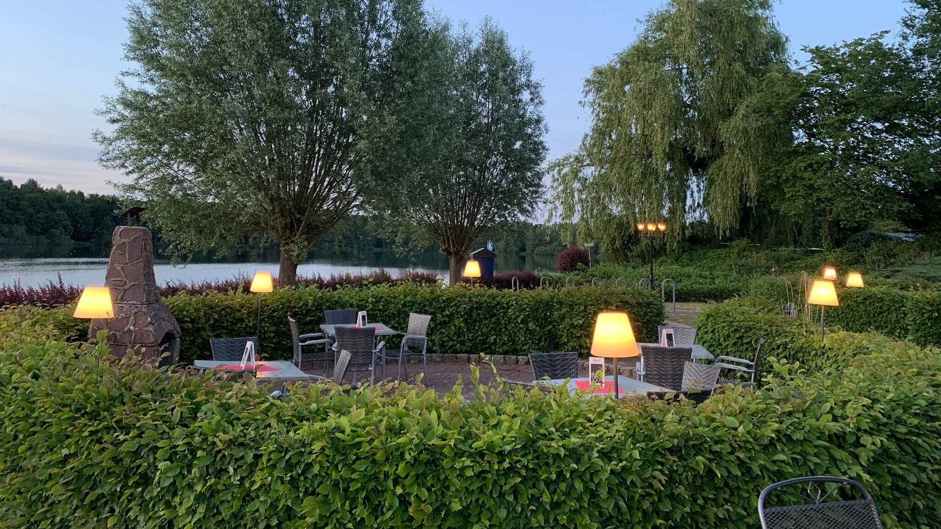 Gronau: Essen mit Seeblick